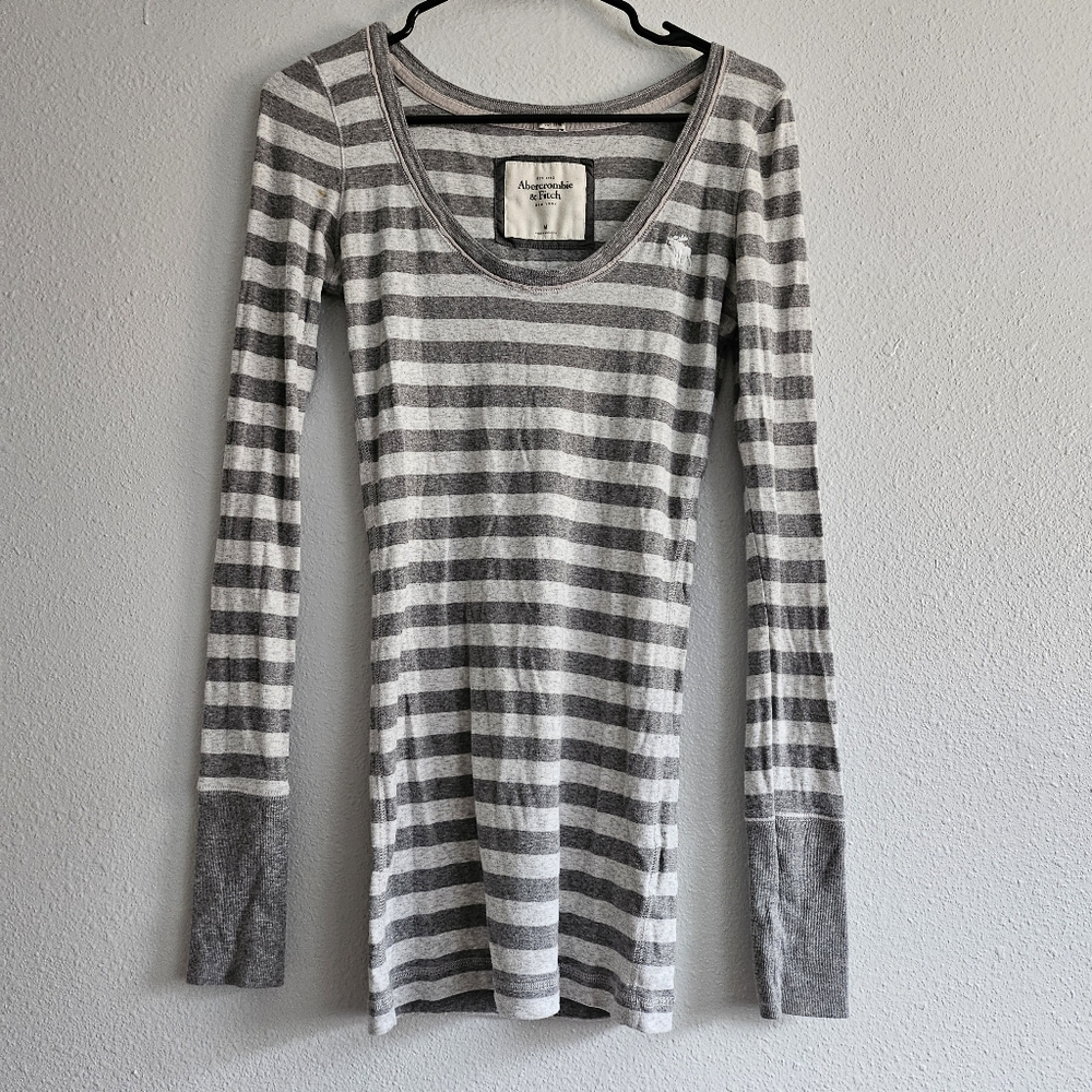 Vintage Abercrombie and Fitch long sleeve top